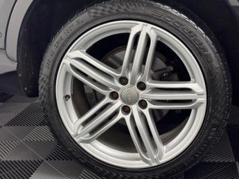 AUDI Q3 2.0 TDI S line Plus SUV 5dr Diesel S Tronic quattro Euro 6 (s/s)