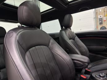 MINI Electric Hatch Cooper SE 32.6kWh Level 3 Hatchback 3dr Electric Auto (184 ps)