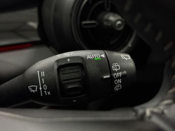 MINI Electric Hatch Cooper SE 32.6kWh Level 3 Hatchback 3dr Electric Auto (184 ps)