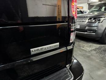 LAND ROVER DISCOVERY 4 3.0 SD V6 HSE Luxury SUV 5dr Diesel Auto 4WD Euro 5 (255 bhp)