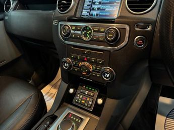 LAND ROVER DISCOVERY 4 3.0 SD V6 HSE Luxury SUV 5dr Diesel Auto 4WD Euro 5 (255 bhp)