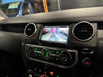 LAND ROVER DISCOVERY 4 3.0 SD V6 HSE Luxury SUV 5dr Diesel Auto 4WD Euro 5 (255 bhp)