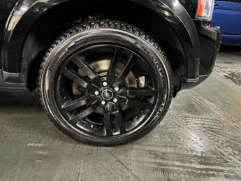 LAND ROVER DISCOVERY 4 3.0 SD V6 HSE Luxury SUV 5dr Diesel Auto 4WD Euro 5 (255 bhp)