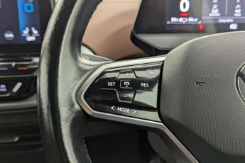 VOLKSWAGEN ID.4 Pure 52kWh City SUV 5dr Electric Auto (148 ps)