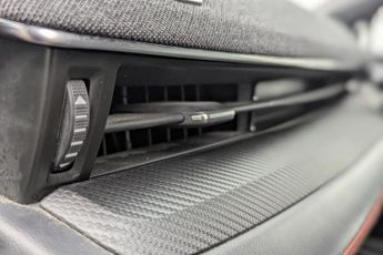 FORD MUSTANG MACH-E Standard Range 70kWh SUV 5dr Electric Automatic AWD (269 ps)