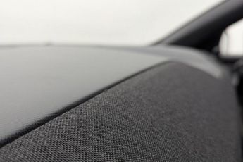 FORD MUSTANG MACH-E Standard Range 70kWh SUV 5dr Electric Automatic AWD (269 ps)