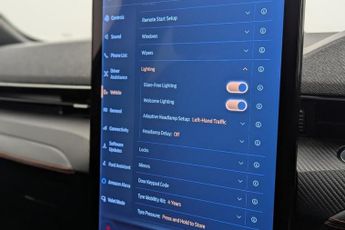 FORD MUSTANG MACH-E Standard Range 70kWh SUV 5dr Electric Automatic AWD (269 ps)