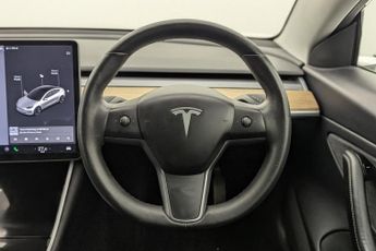 TESLA Model 3 (Dual Motor) Long Range Saloon 4dr Electric Auto 4WDE (346 ps)