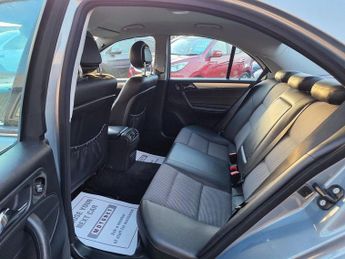 MERCEDES-BENZ C-CLASS 1.8 C200 Kompressor Avantgarde SE Saloon 4dr Petrol Automatic (2