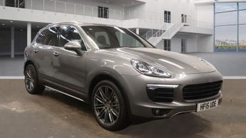 Porsche Cayenne 3.0 TD V6 SUV 5dr Diesel TiptronicS 4WD Euro 6 (s/s) (262 ps)