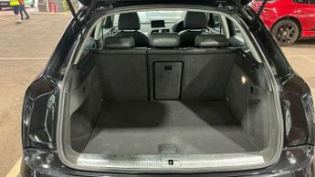 AUDI Q3 2.0 TDI SE SUV 5dr Diesel S Tronic quattro Euro 5 (s/s) (177 ps)