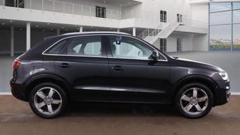 AUDI Q3 2.0 TDI SE SUV 5dr Diesel S Tronic quattro Euro 5 (s/s) (177 ps)