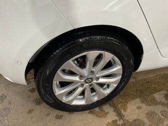 RENAULT ZOE R135 EV50 52kWh GT Line + Hatchback 5dr Electric Auto (Rapid Cha