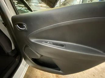 RENAULT ZOE R135 EV50 52kWh GT Line + Hatchback 5dr Electric Auto (Rapid Cha