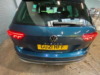 VOLKSWAGEN TIGUAN 1.5 TSI Elegance SUV 5dr Petrol DSG Euro 6 (s/s) (150 ps)