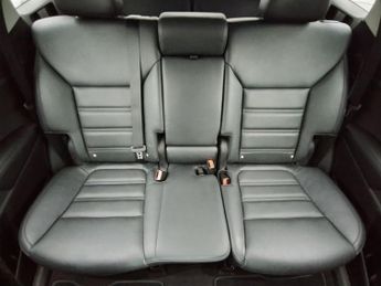 KIA SORENTO 2.2 CRDi KX-4 SUV 5dr Diesel Auto AWD Euro 6 (197 bhp)