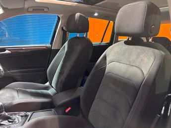 VOLKSWAGEN TIGUAN 2.0 TDI BlueMotion Tech SEL SUV 5dr Diesel DSG 4Motion Euro 6 (s