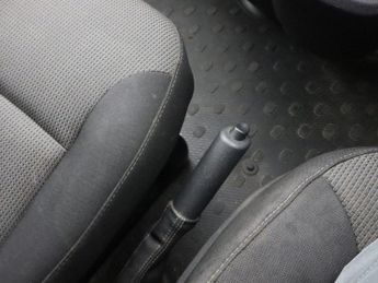 RENAULT TRAFIC 2.0 dCi Blue SL28 Business Panel Van 5dr Diesel Manual L1 H1 Eur