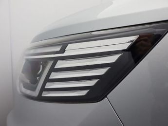 RENAULT TRAFIC 2.0 dCi Blue SL28 Business Panel Van 5dr Diesel Manual L1 H1 Eur