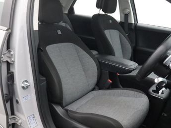 HYUNDAI IONIQ 5 73kWh Premium Hatchback 5dr Electric Auto (217 ps)