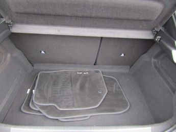 PEUGEOT 208 1.2 PureTech Active Hatchback 5dr Petrol AUTOMATIC Euro 6 (s/s) 