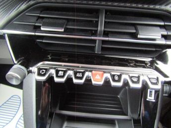 PEUGEOT 208 1.2 PureTech Active Hatchback 5dr Petrol AUTOMATIC Euro 6 (s/s) 