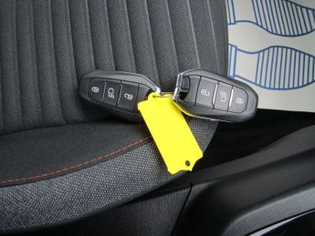 PEUGEOT 208 1.2 PureTech Active Hatchback 5dr Petrol AUTOMATIC Euro 6 (s/s) 