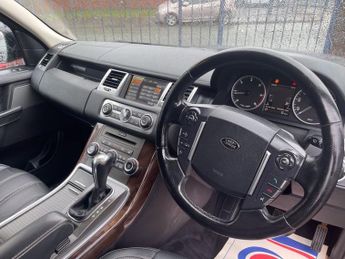 LAND ROVER RANGE ROVER SPORT 3.0 TDV6 HSE 5d 245 BHP