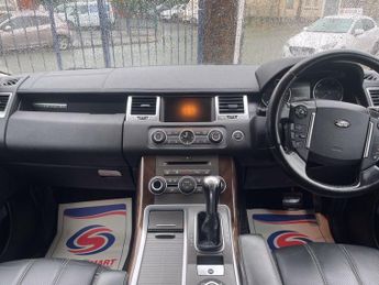 LAND ROVER RANGE ROVER SPORT 3.0 TDV6 HSE 5d 245 BHP
