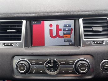 LAND ROVER RANGE ROVER SPORT 3.0 TDV6 HSE 5d 245 BHP