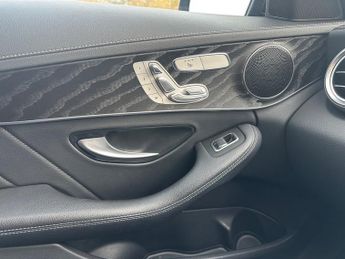 MERCEDES-BENZ C-CLASS 2.0 C300e 13.5kWh AMG Line Night Edition (Premium) Estate 5dr Pe