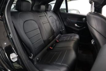 MERCEDES-BENZ GLC 3.0 GLC350d V6 AMG Line (Premium Plus) SUV 5dr Diesel G-Tronic 4