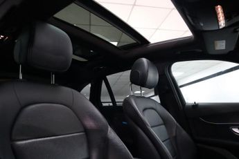 MERCEDES-BENZ GLC 3.0 GLC350d V6 AMG Line (Premium Plus) SUV 5dr Diesel G-Tronic 4