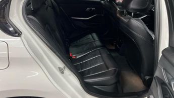 BMW 3 SERIES 2.0 320i M Sport Saloon 4dr Petrol Auto Euro 6 (s/s) (184 ps)