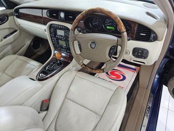 JAGUAR XJ 3.6 XJ8 SE Saloon 4dr Petrol Automatic (254 g/km, 262 bhp)