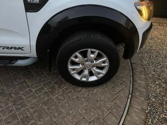 FORD RANGER 3.2 TDCi Wildtrak Pickup Double Cab 4dr Diesel Auto 4WD Euro 5 (