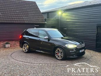 BMW M5 3.0 M50d SUV 5dr Diesel Auto xDrive Euro 6 (s/s) (381 ps)