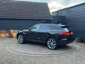 JAGUAR F-PACE 2.0 D180 R-Sport SUV 5dr Diesel Auto AWD Euro 6 (s/s) (180 ps)