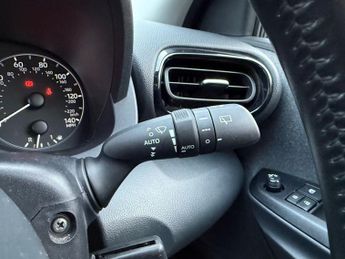 TOYOTA YARIS 1.5 VVT-h Icon Hatchback 5dr Petrol Hybrid E-CVT Euro 6 (s/s) (1