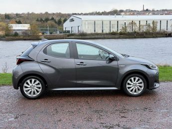 TOYOTA YARIS 1.5 VVT-h Icon Hatchback 5dr Petrol Hybrid E-CVT Euro 6 (s/s) (1