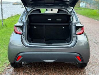 TOYOTA YARIS 1.5 VVT-h Icon Hatchback 5dr Petrol Hybrid E-CVT Euro 6 (s/s) (1