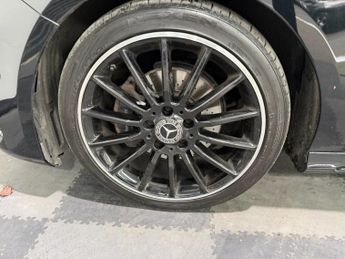 MERCEDES-BENZ A-CLASS 2.1 A200d AMG Line (Premium) Hatchback 5dr Diesel 7G-DCT Euro 6 