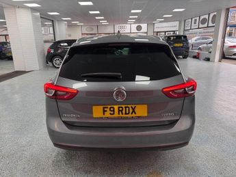 VAUXHALL INSIGNIA 2.0 Turbo D BlueInjection SRi Nav Sports Tourer 5dr Diesel Auto 