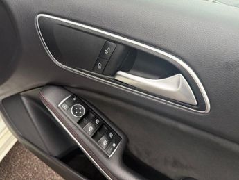 MERCEDES-BENZ A-CLASS 2.1 A200d AMG Line (Executive) Hatchback 5dr Diesel 7G-DCT Euro 