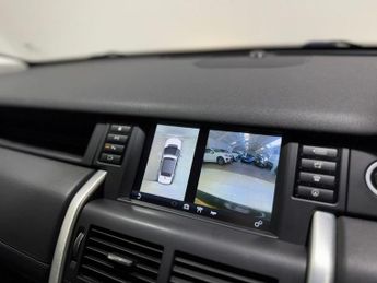 LAND ROVER DISCOVERY SPORT 2.0 TD4 HSE Luxury SUV 5dr Diesel Auto 4WD Euro 6 (s/s) (180 ps)