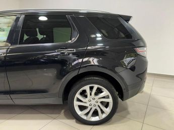 LAND ROVER DISCOVERY SPORT 2.0 TD4 HSE Luxury SUV 5dr Diesel Auto 4WD Euro 6 (s/s) (180 ps)