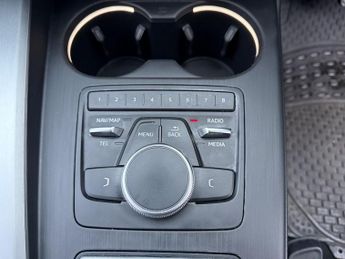 AUDI A4 2.0 TFSI S line Saloon 4dr Petrol S Tronic Euro 6 (s/s) (190 ps)
