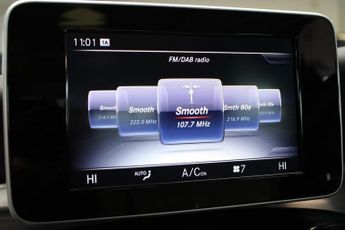 MERCEDES-BENZ C-CLASS 2.0 C200 Sport (Premium) Saloon 4dr Petrol 7G-Tronic+ Euro 6 (s/