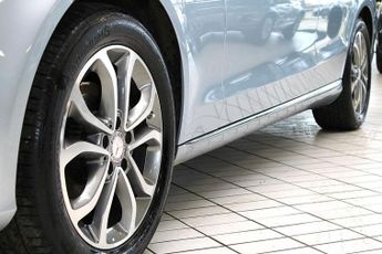 MERCEDES-BENZ C-CLASS 2.0 C200 Sport (Premium) Saloon 4dr Petrol 7G-Tronic+ Euro 6 (s/