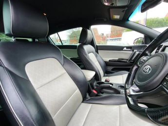 KIA SPORTAGE 2.0 CRDi GT-Line SUV 5dr Diesel Auto AWD Euro 6 (134 bhp)